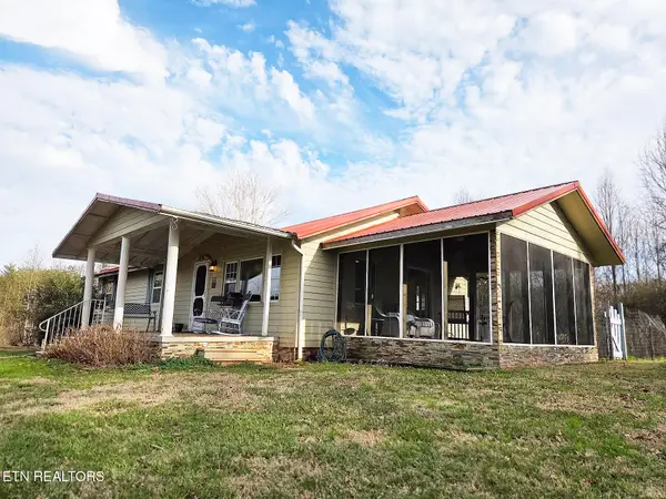 900 Teeters Rd, Greenback, TN 37742