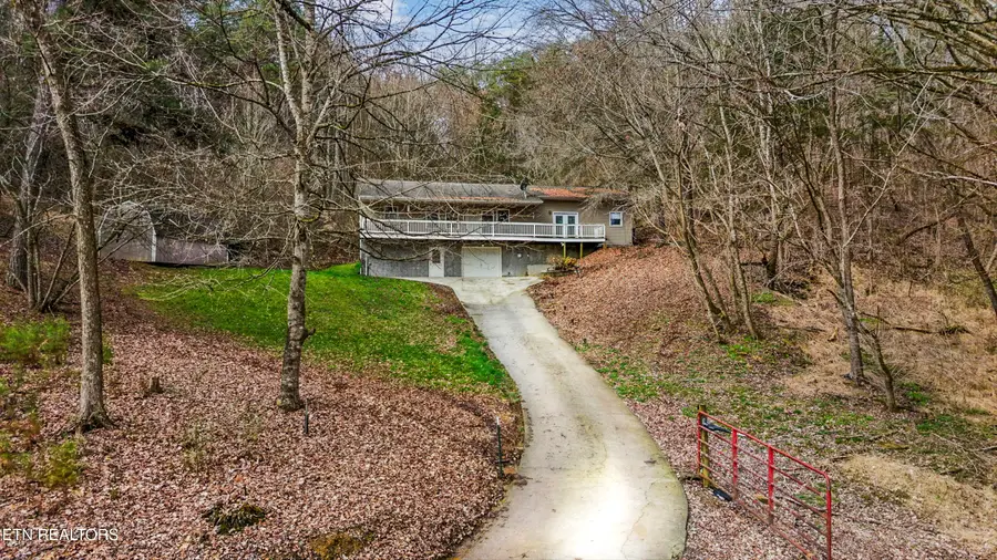 1223 Powder Springs Rd, Sevierville, TN 37876 - #2