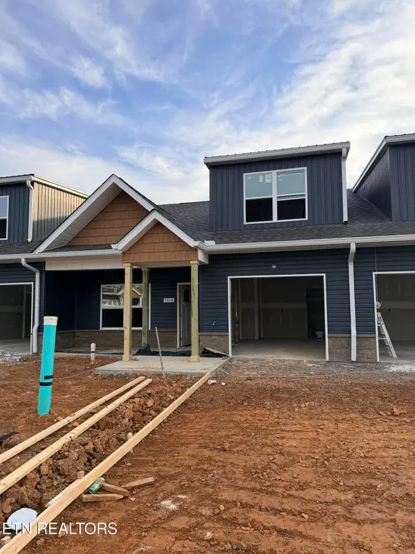 7328 Whispering Creek Lane, Powell, TN 37849