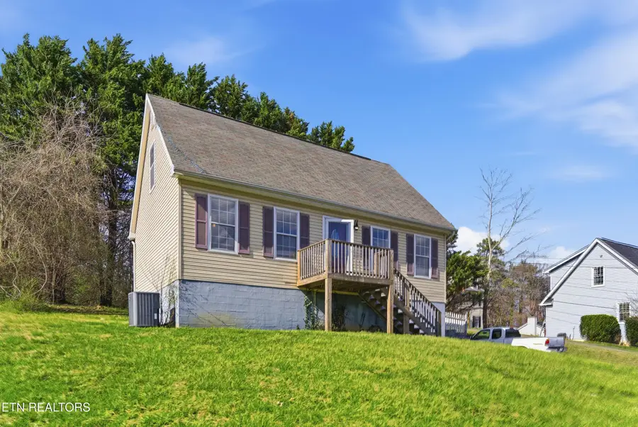 1417 Wilson Rd, Knoxville, TN 37912 - #3