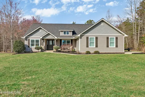 51 W Creek Drive, Crossville, TN 38572