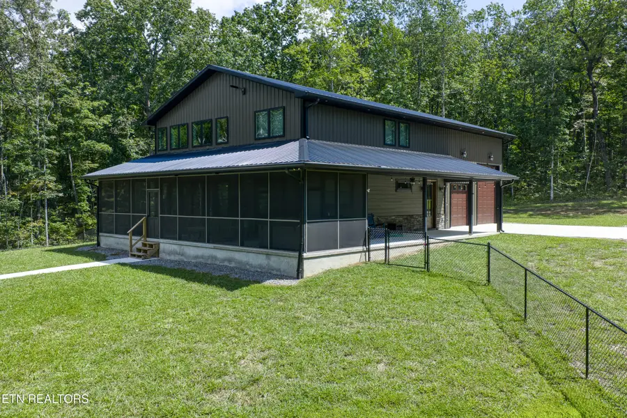 1532 E Overlook Rd, Monterey, TN 38574 - #3