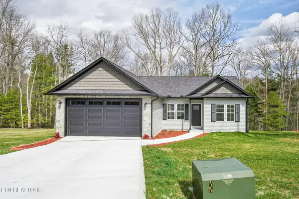 523 Ferry Bend Tr, Crossville, TN 38571