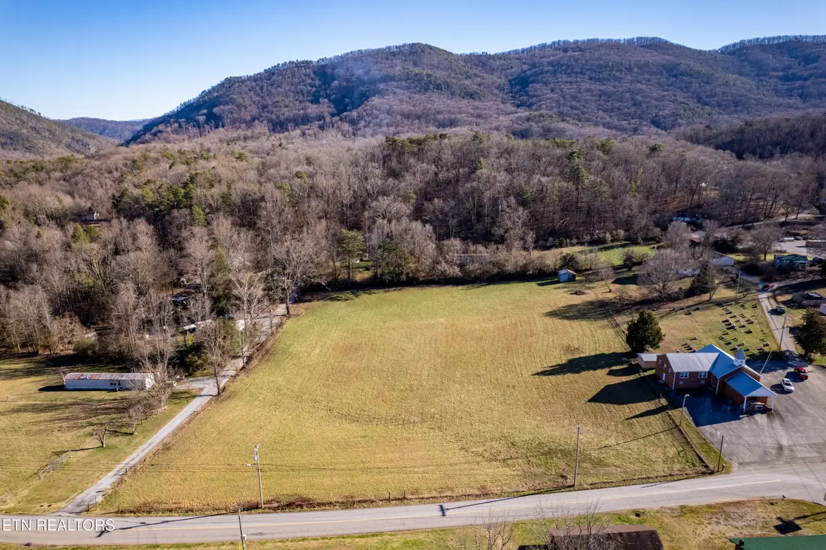 4510 Rocky Branch Rd, Walland, TN 37886 - #1