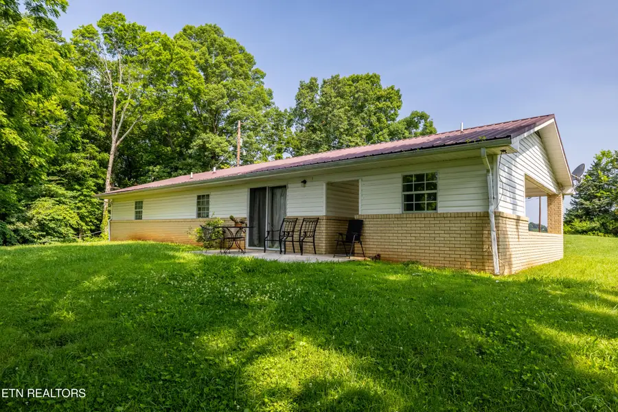 2825 P V T Way, Dandridge, TN 37725 - #3