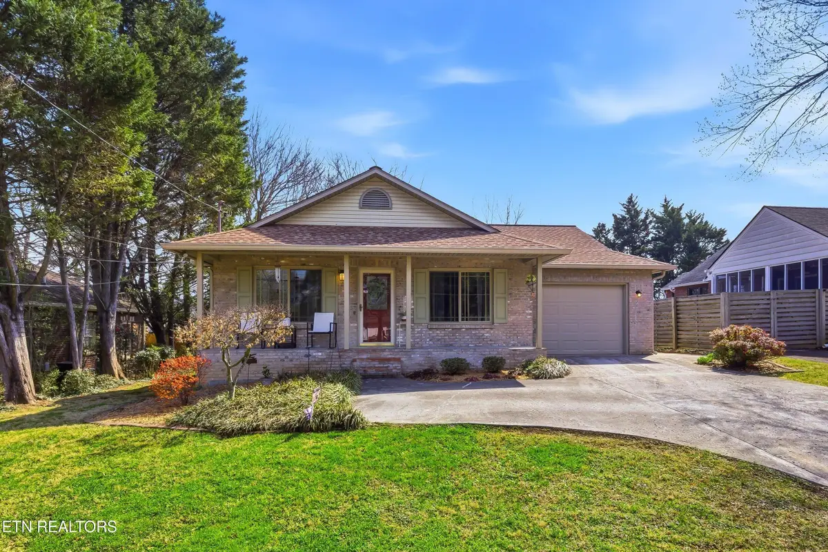 2816 Fairmont Blvd, Knoxville, TN 37917 - #1