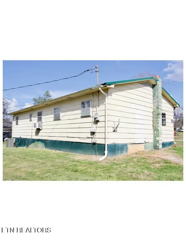 105 Patton St, Sweetwater, TN 37874 - #2