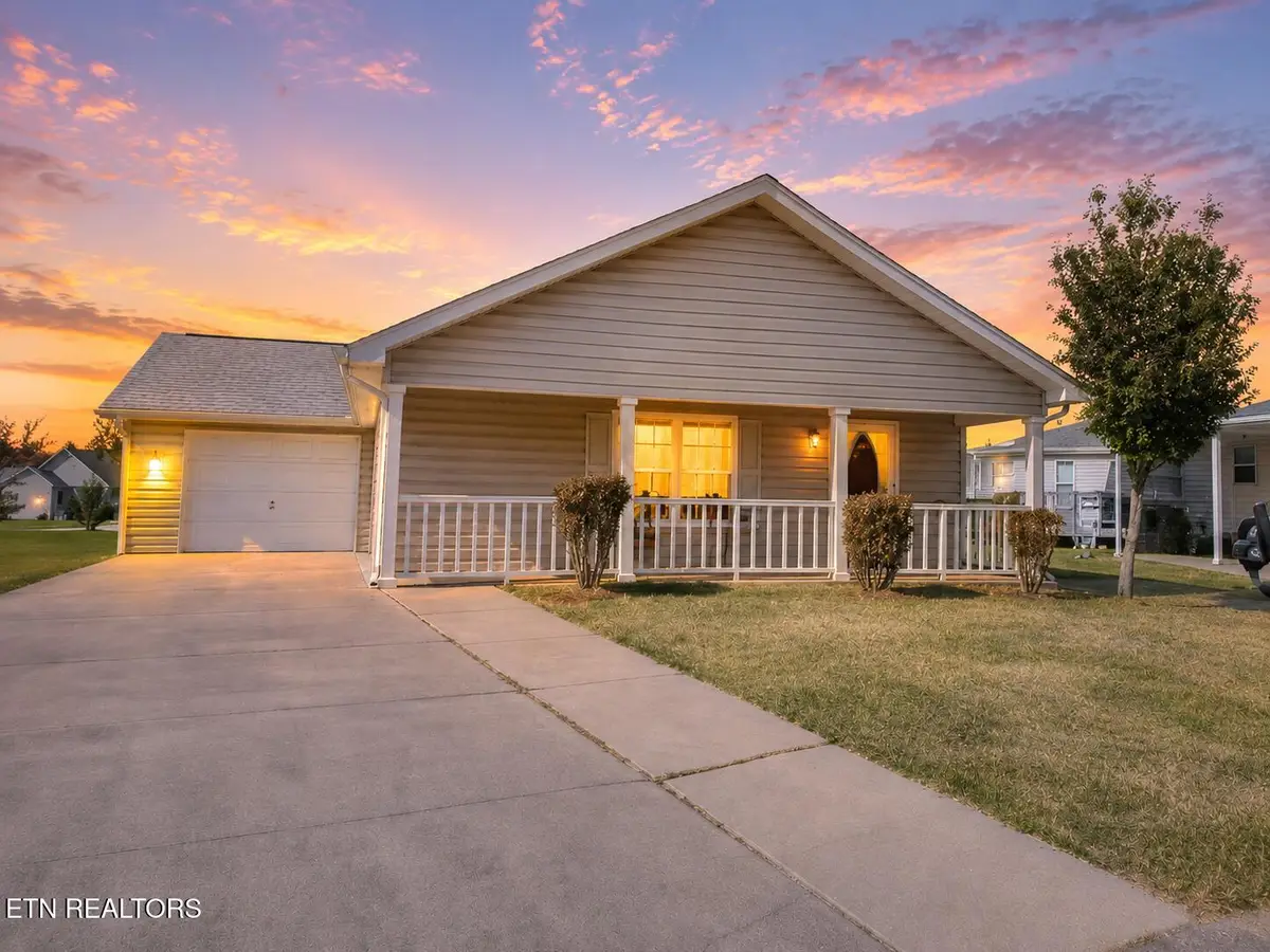 2553 Bay Meadows Way, Sevierville, TN 37876 - #1