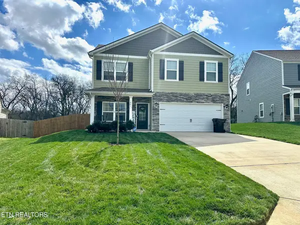 1847 Hampton Place Circle, Loudon, TN 37774