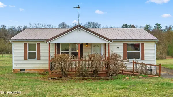 210 Hill Loop, Madisonville, TN 37354
