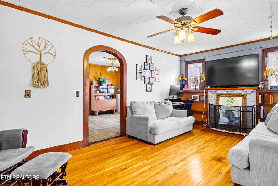 2521 Seymour Ave, Knoxville, TN 37917 - #3