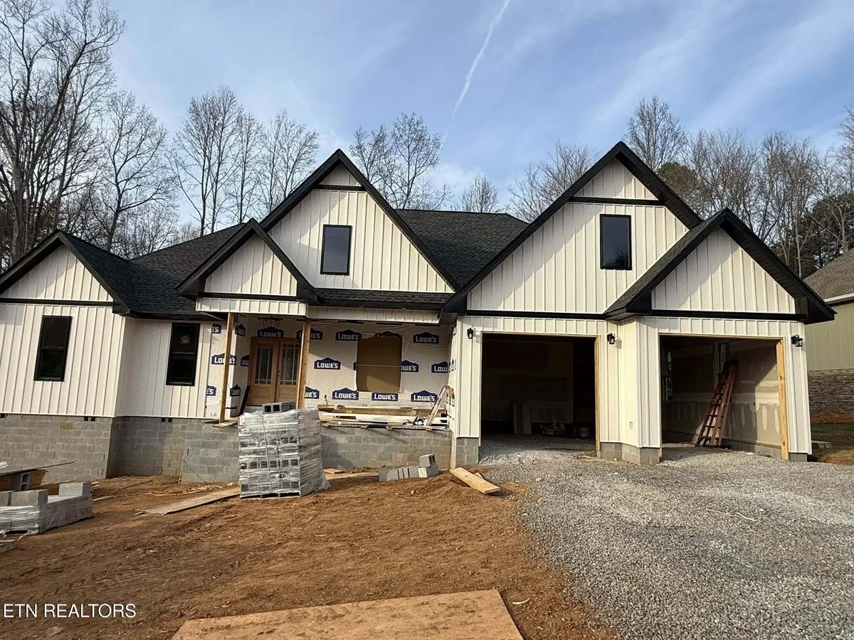 331 Shadows Lawn Drive, Athens, TN 37303 - #1