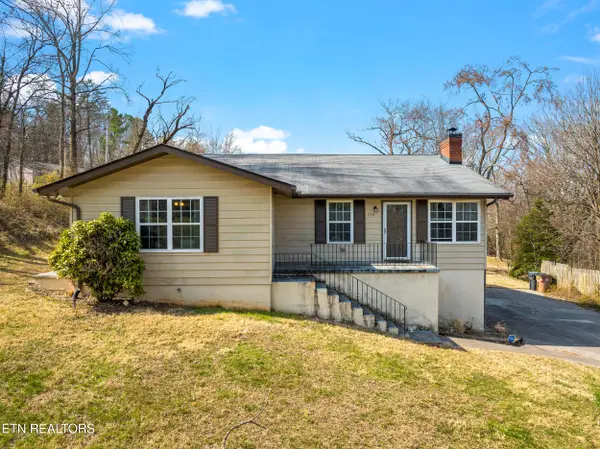 2701 Amelia Rd, Knoxville, TN 37917