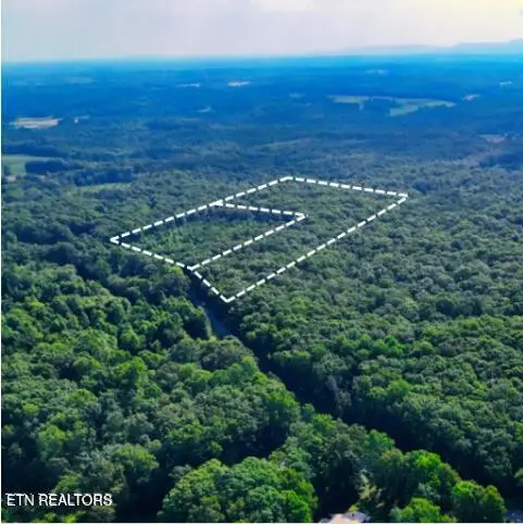 Lantana Rd, Crossville, TN 38572