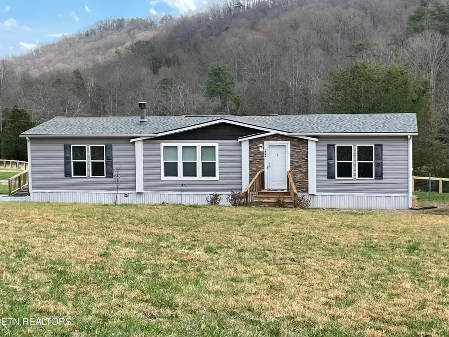 1064 Big Creek Rd, Madisonville, TN 37354 - #2