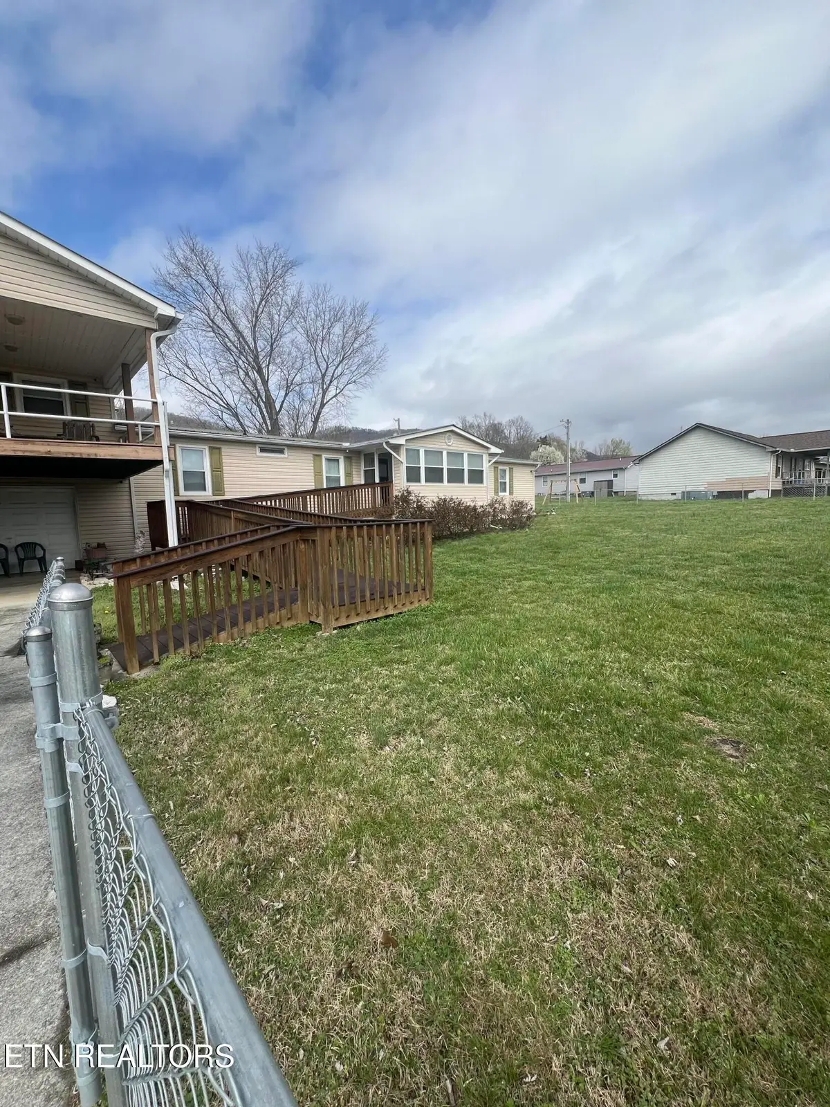 205 Ellison Rd, Lafollette, TN 37766 - #1