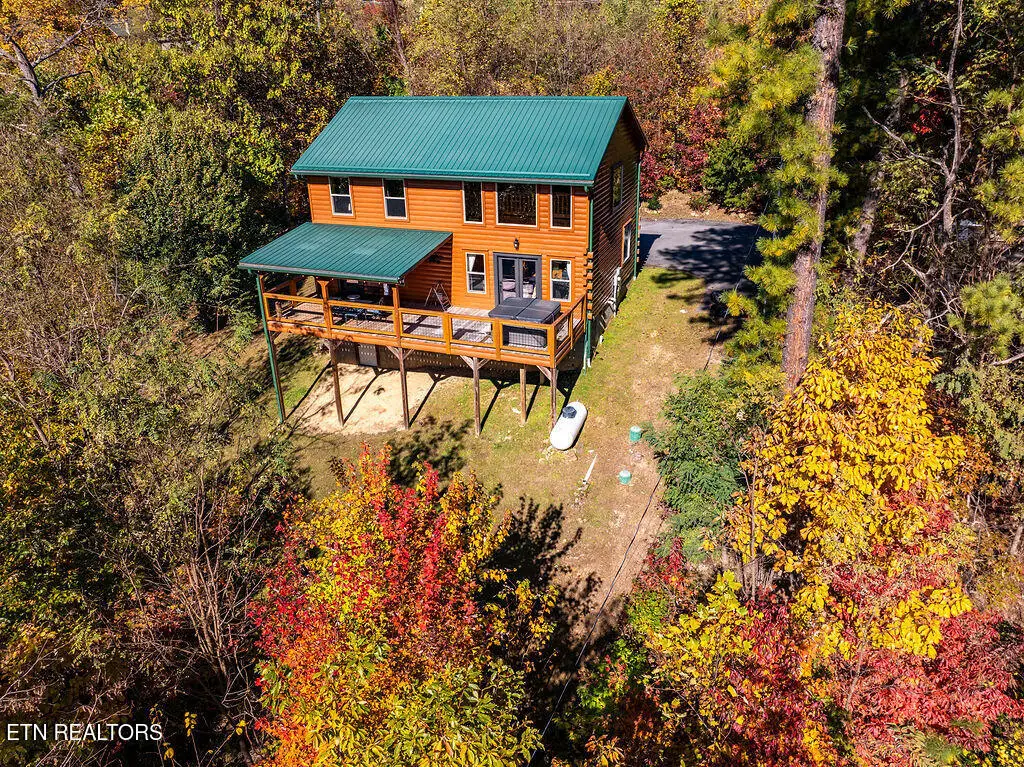 1032 Twin Oaks Rd, Gatlinburg, TN 37738 - #1