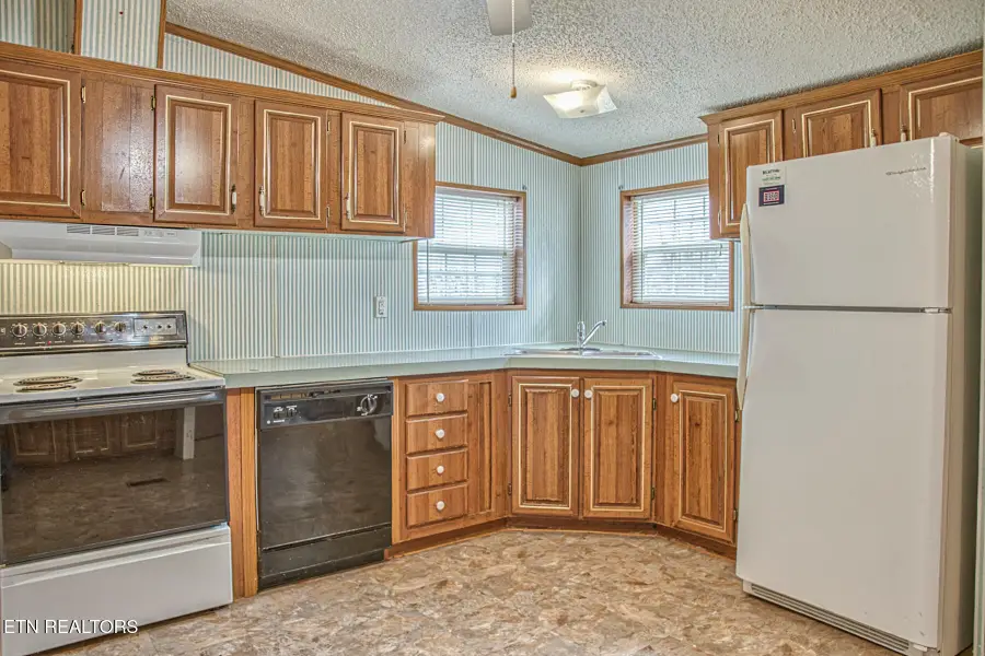 3471 Whittaker Rd, Cookeville, TN 38506 - #3