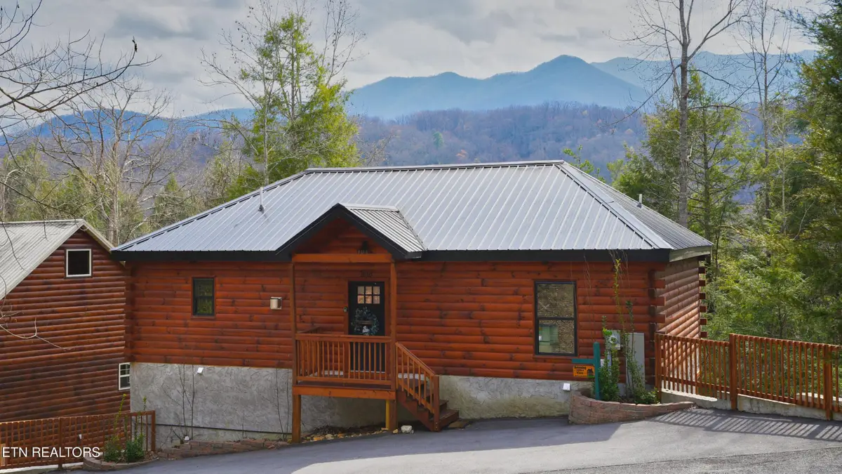 1616 Misty Hollow Way, Gatlinburg, TN 37738 - #1