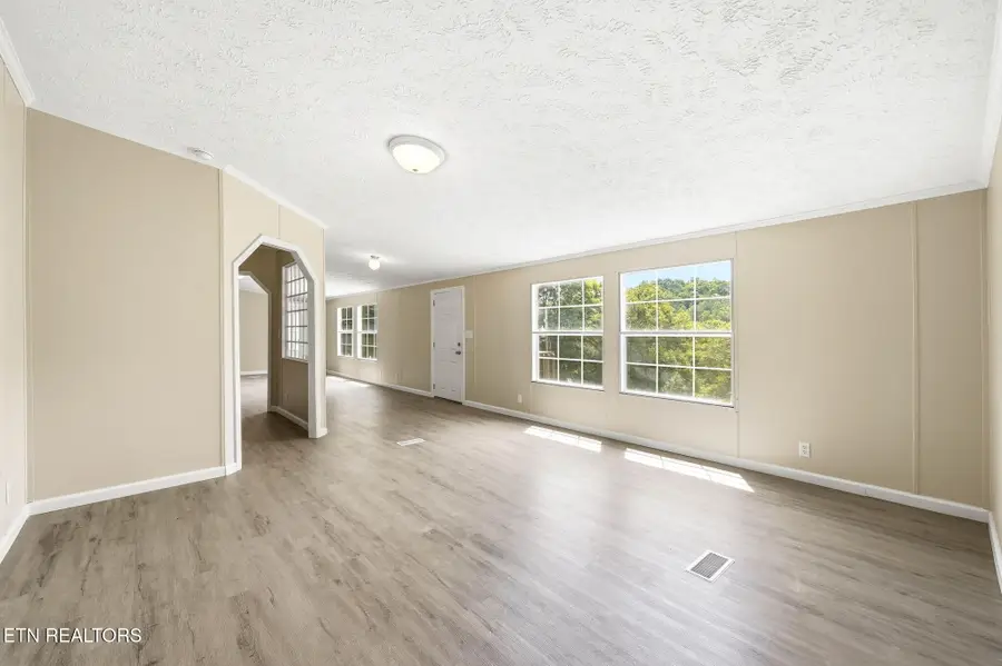 835 Mountain View Rd, Rogersville, TN 37857 - #2
