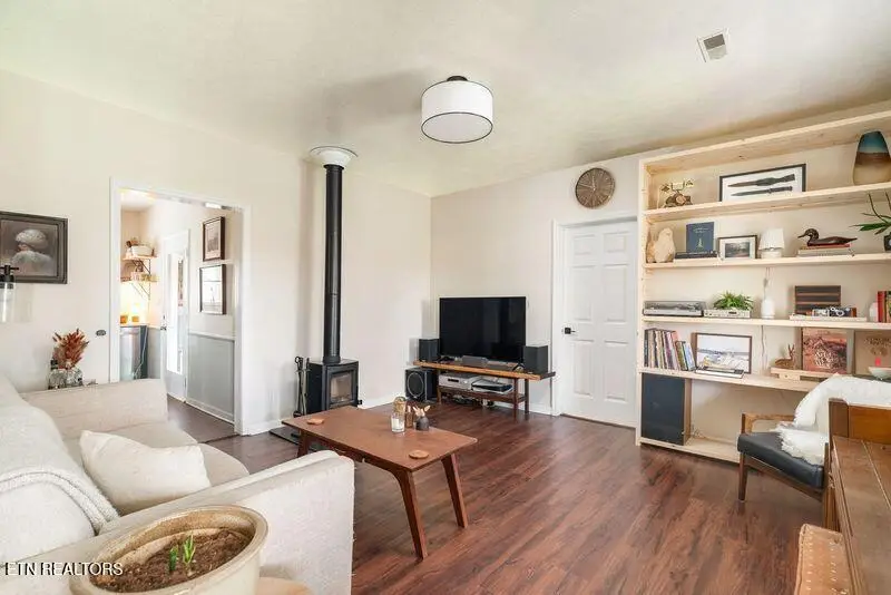 254 Mountain Rd, Luttrell, TN 37779 - #3