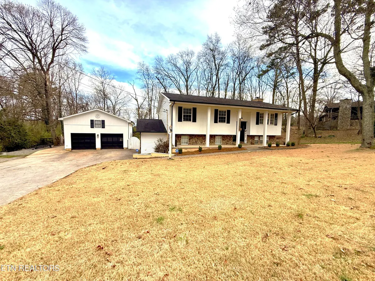 10012 Bluegrass Rd, Knoxville, TN 37922 - #1