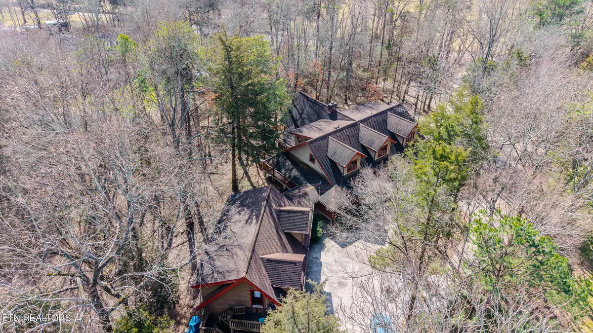 8346 Nubbin Ridge Rd, Knoxville, TN 37923 - #1