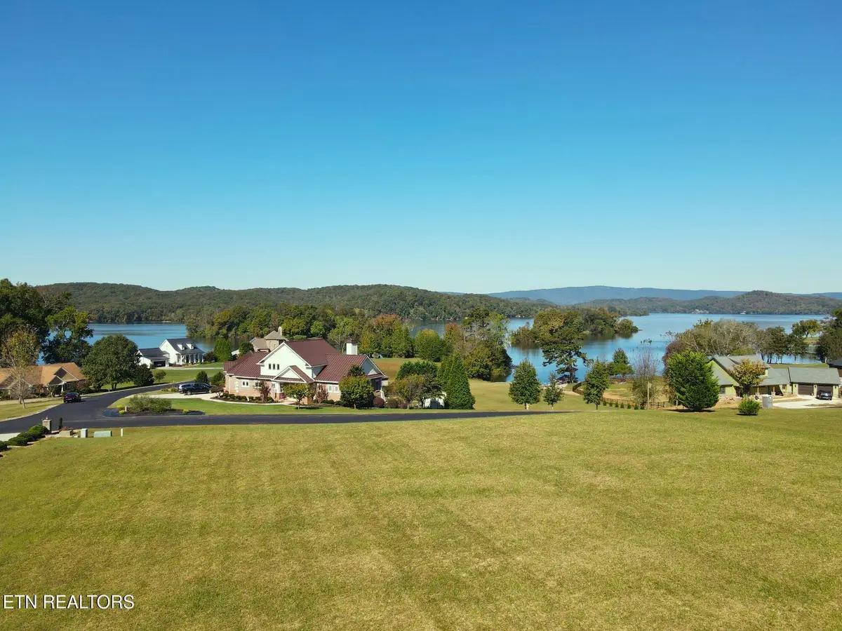 323 W Shore Drive, Rockwood, TN 37854 - #1