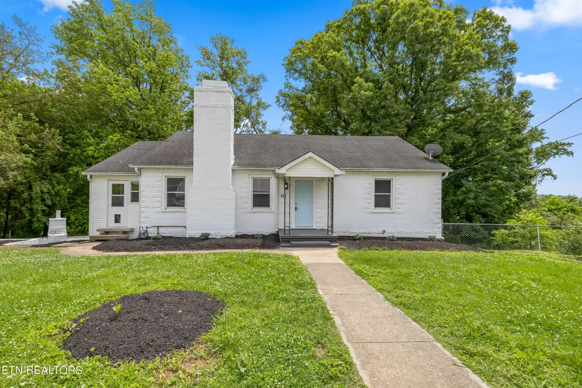 308 Nash Rd, Knoxville, TN 37914 - #1