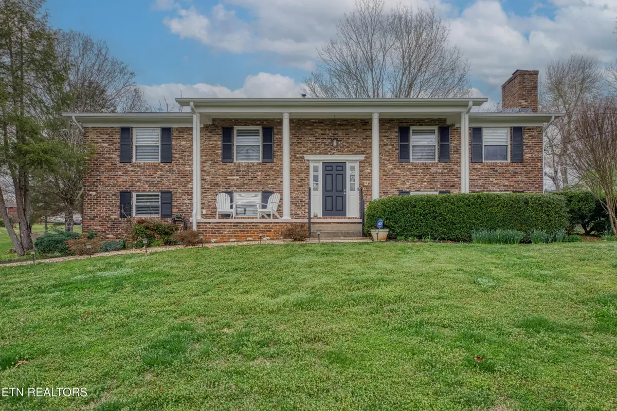 901 Kevin Rd, Knoxville, TN 37923 - #1