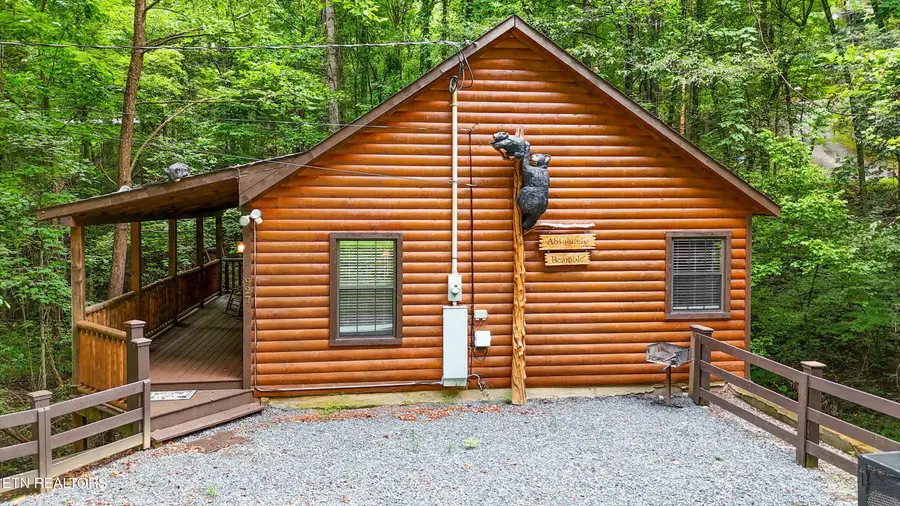 927 Stone Tr, Sevierville, TN 37876 - #2