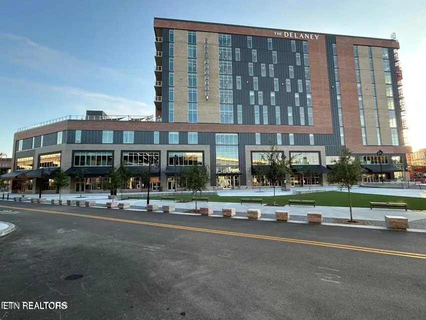 122 Stadium Way #512, Knoxville, TN 37915 - #1