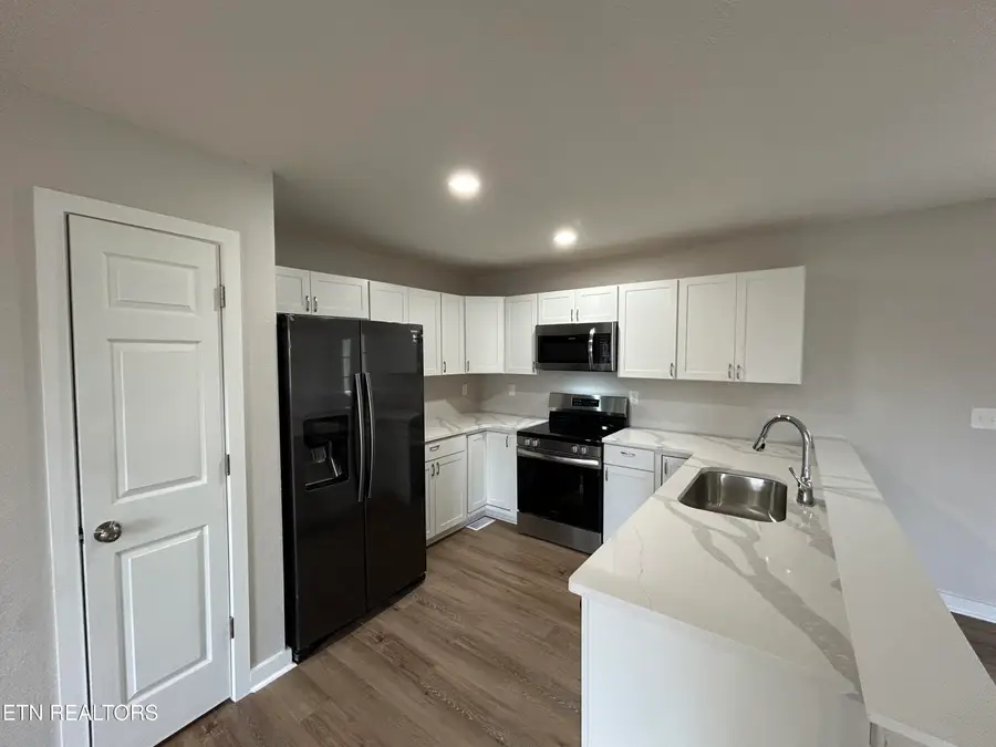 3630 Hope St, Maryville, TN 37801 - #2