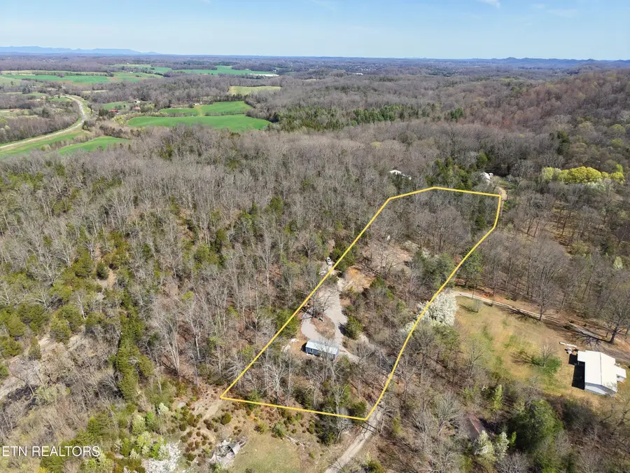 137 Watt Rd, Sweetwater, TN 37874 - #2