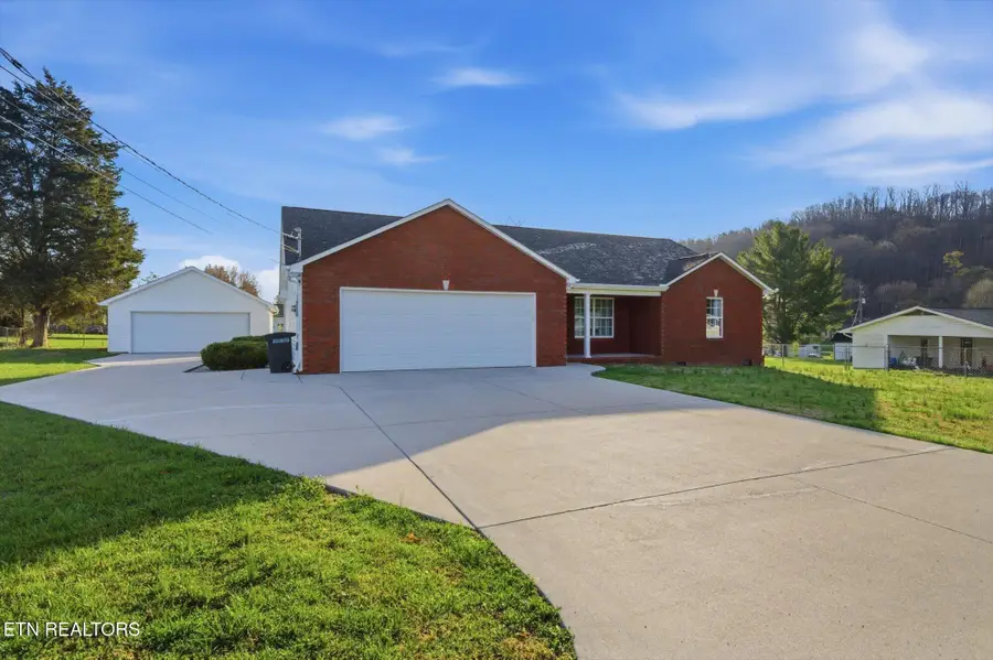 108 Oakwood Drive, Maynardville, TN 37807 - #2