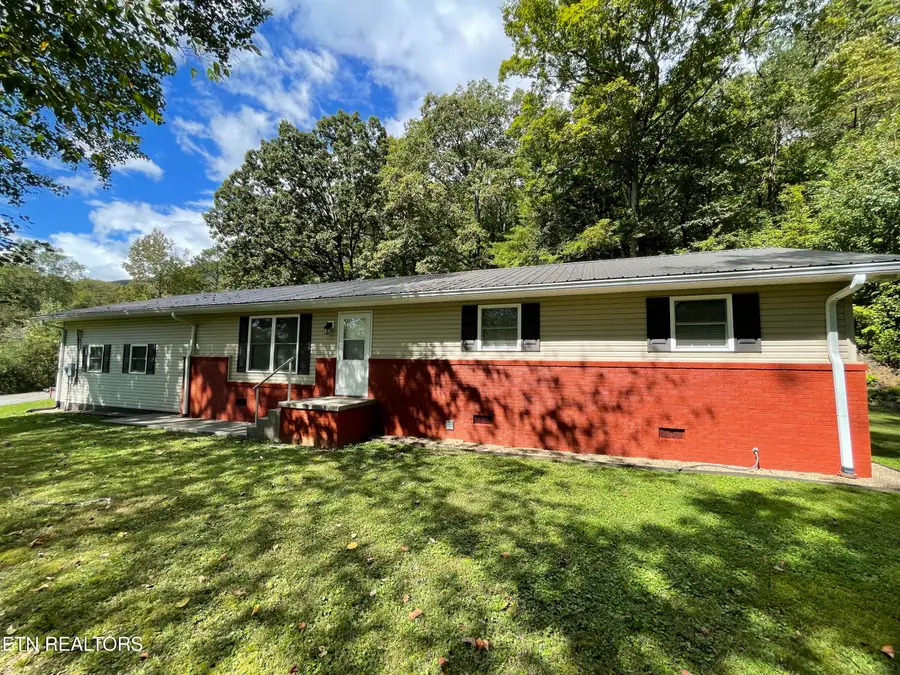 134 Hillview Terrace Drive, Harriman, TN 37748 - #3