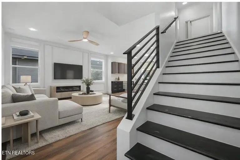 910 Avenue A, Knoxville, TN 37920 - #3