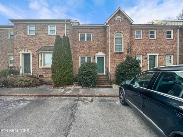 479 Bramblewood Lane, Knoxville, TN 37922