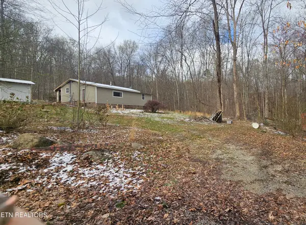 1635 Old Chilhowee Rd, Seymour, TN 37865