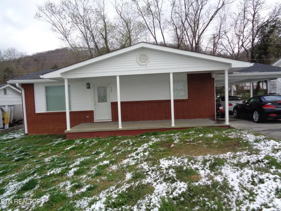 605 Watterson St, Rogersville, TN 37857 - #3