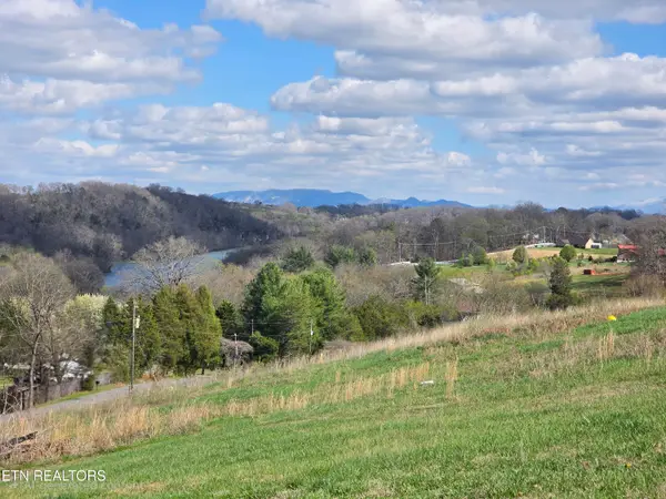 Indian Lane, Sevierville, TN 37876