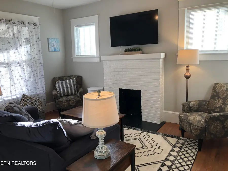 1301 Windsor Ave, Bristol, TN 37620 - #2