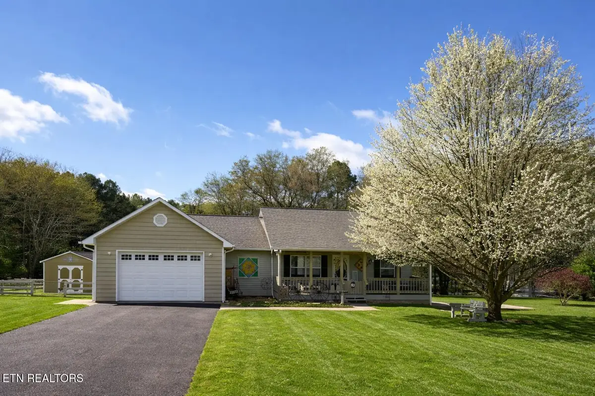 821 Buffalo Tr, Clarkrange, TN 38553 - #1