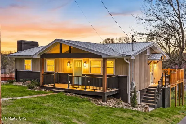 1704 S Forest Drive, Knoxville, TN 37920