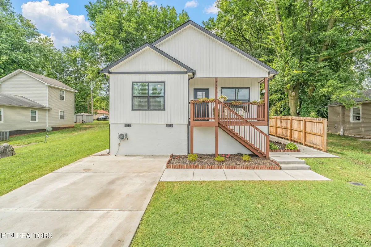 232 W Stephenson St, Alcoa, TN 37701 - #1