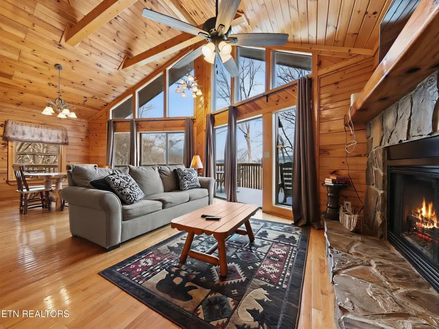 3195 Emerald Springs Loop, Sevierville, TN 37862 - #3