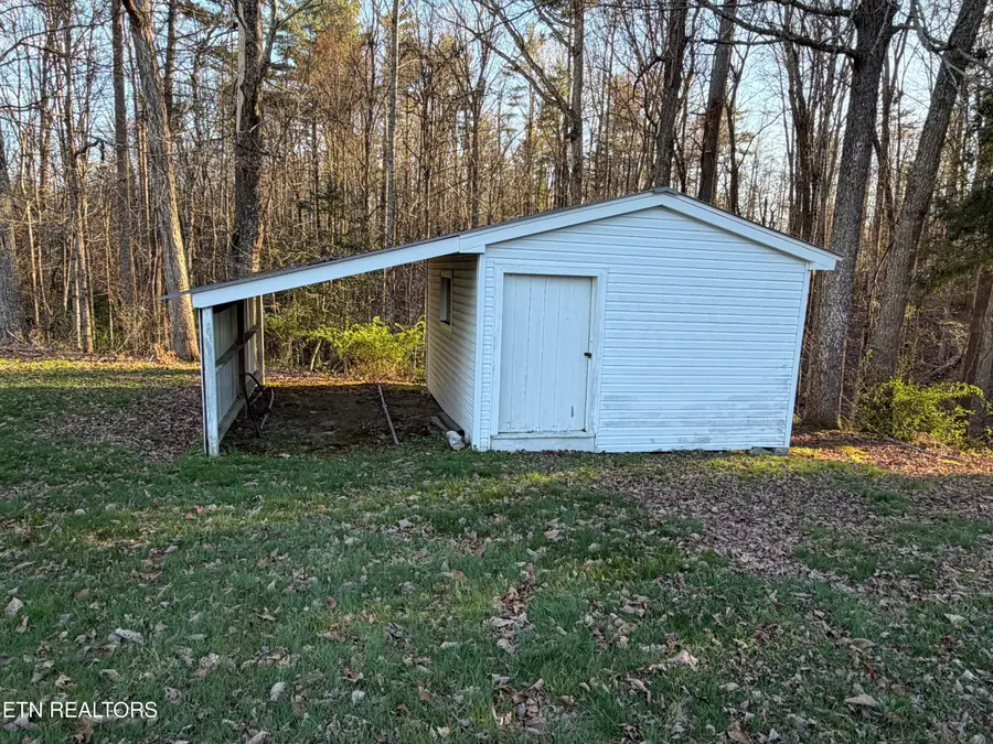 3514 Mount Helen Rd, Allardt, TN 38504 - #3