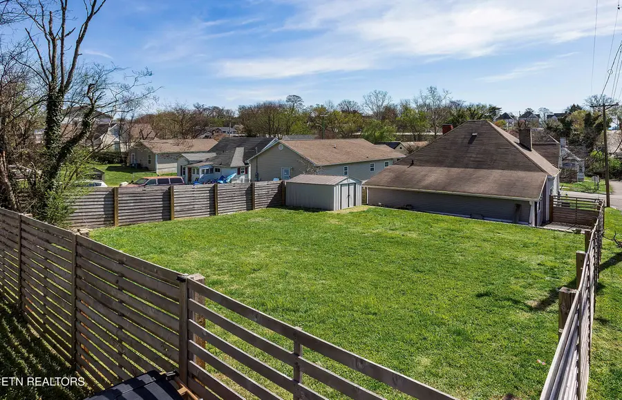201 E Oldham Ave, Knoxville, TN 37917 - #2