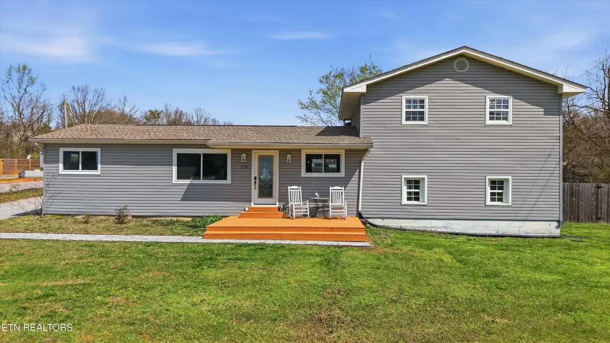 2328 Belt Rd, Knoxville, TN 37920 - #1