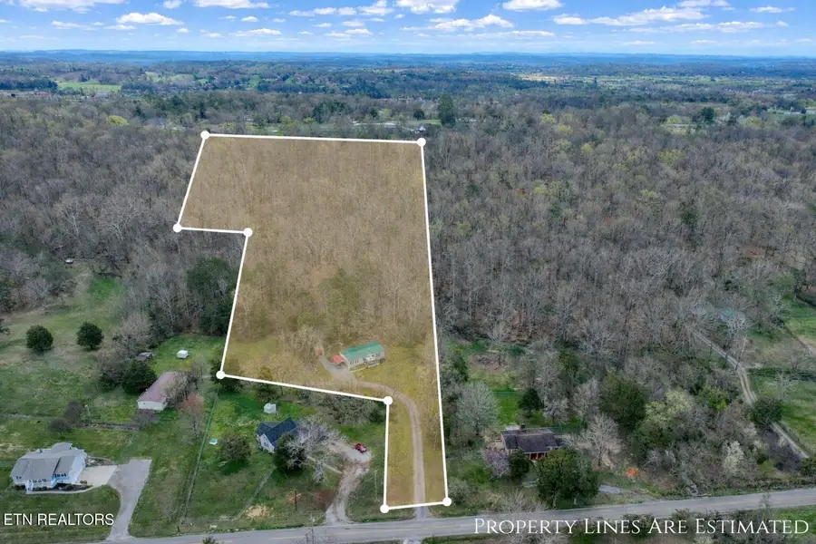 3050 Hickory Creek Rd, Lenoir City, TN 37771 - #2